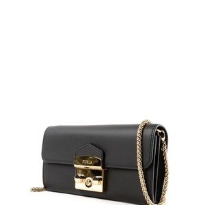 Furla metropolis XL wallet